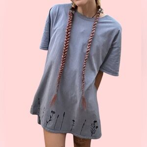 HANDPAINTED 100% Cotton Light Blue 2XL big comfy Tshirt